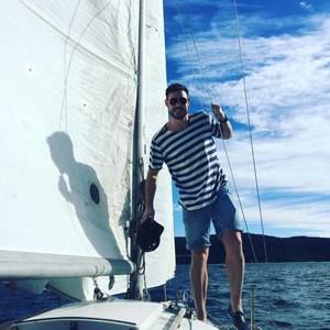 Meet your Posher, Stuart